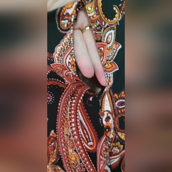 Nwot Jules & Leopold paisley 3/4 sleeve tie front super soft stretch top - Picture 7 of 7